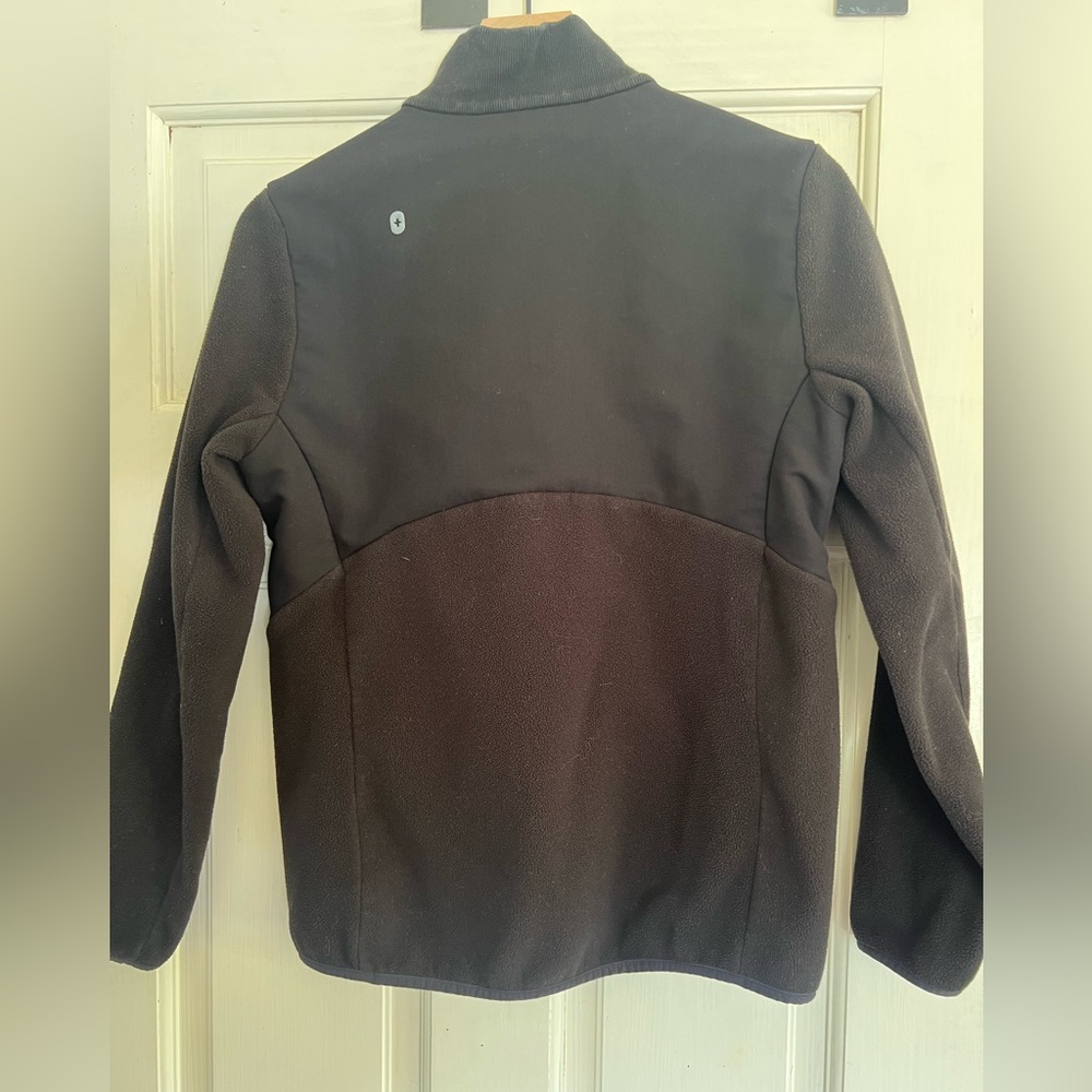 FIGS women’s On Shift Fleece Jacket - Picture 4 of 4
